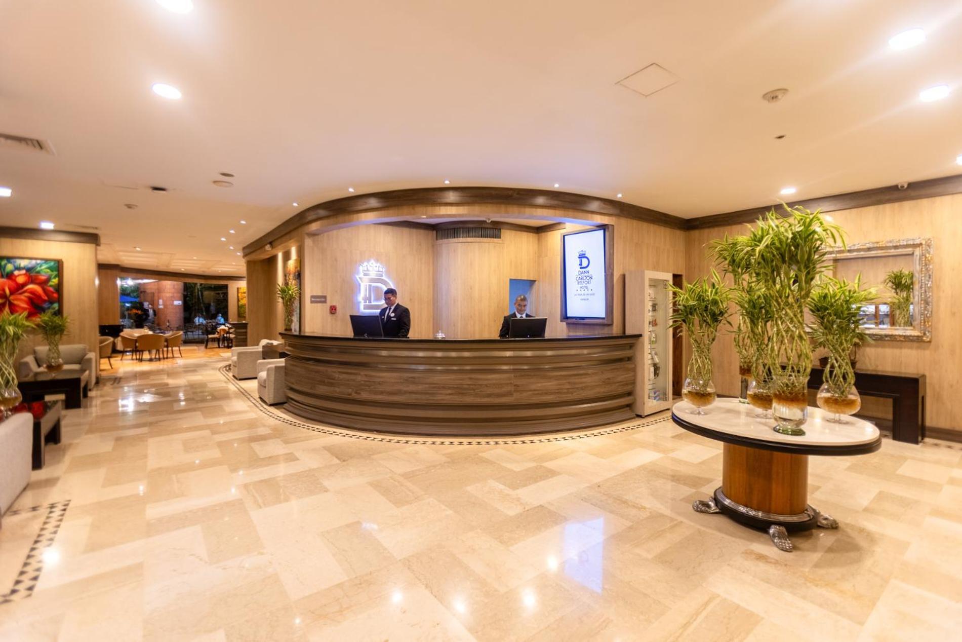 Hotel Dann Carlton Belfort Medellín Exterior foto Lobby