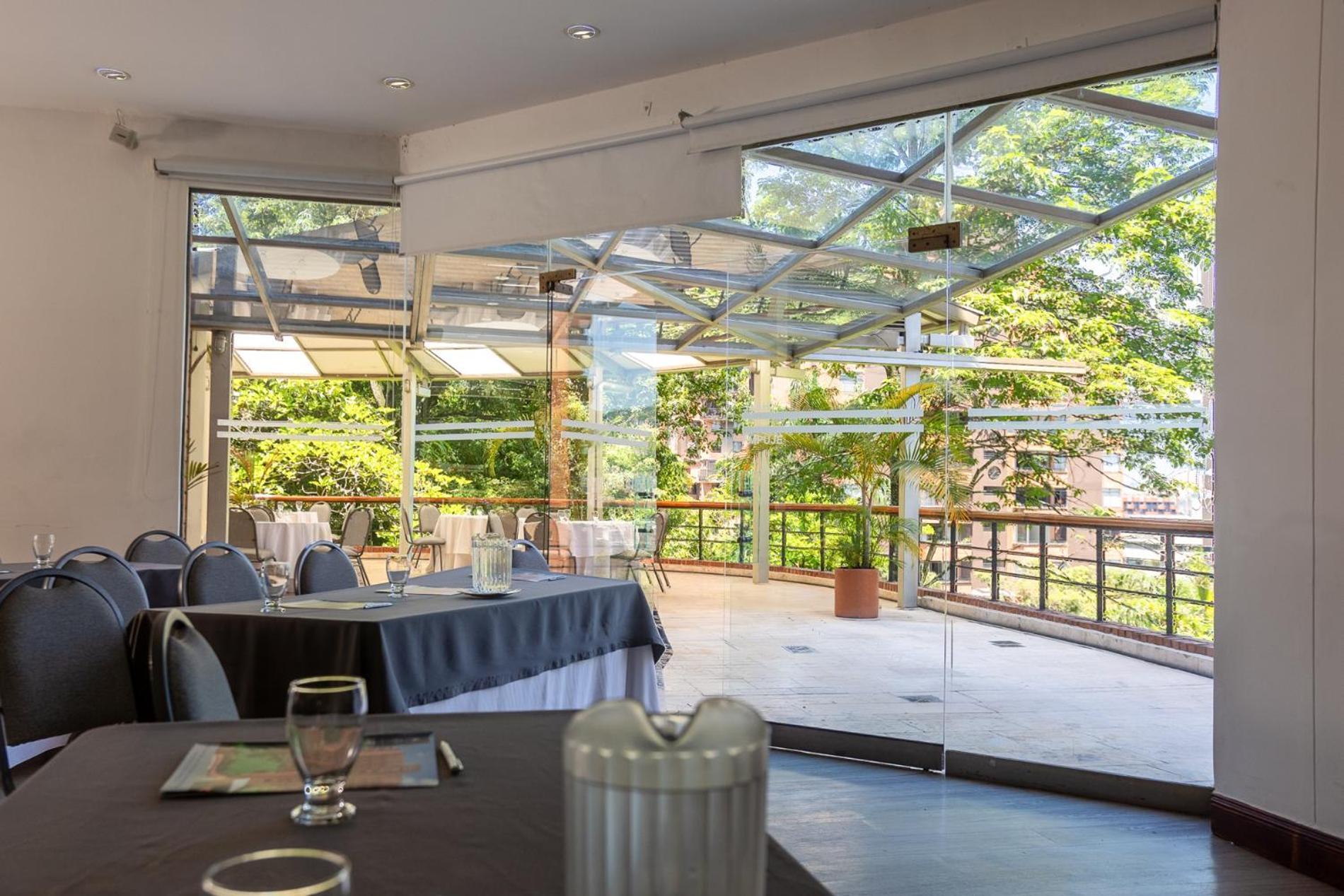 Hotel Dann Carlton Belfort Medellín Exterior foto The restaurant